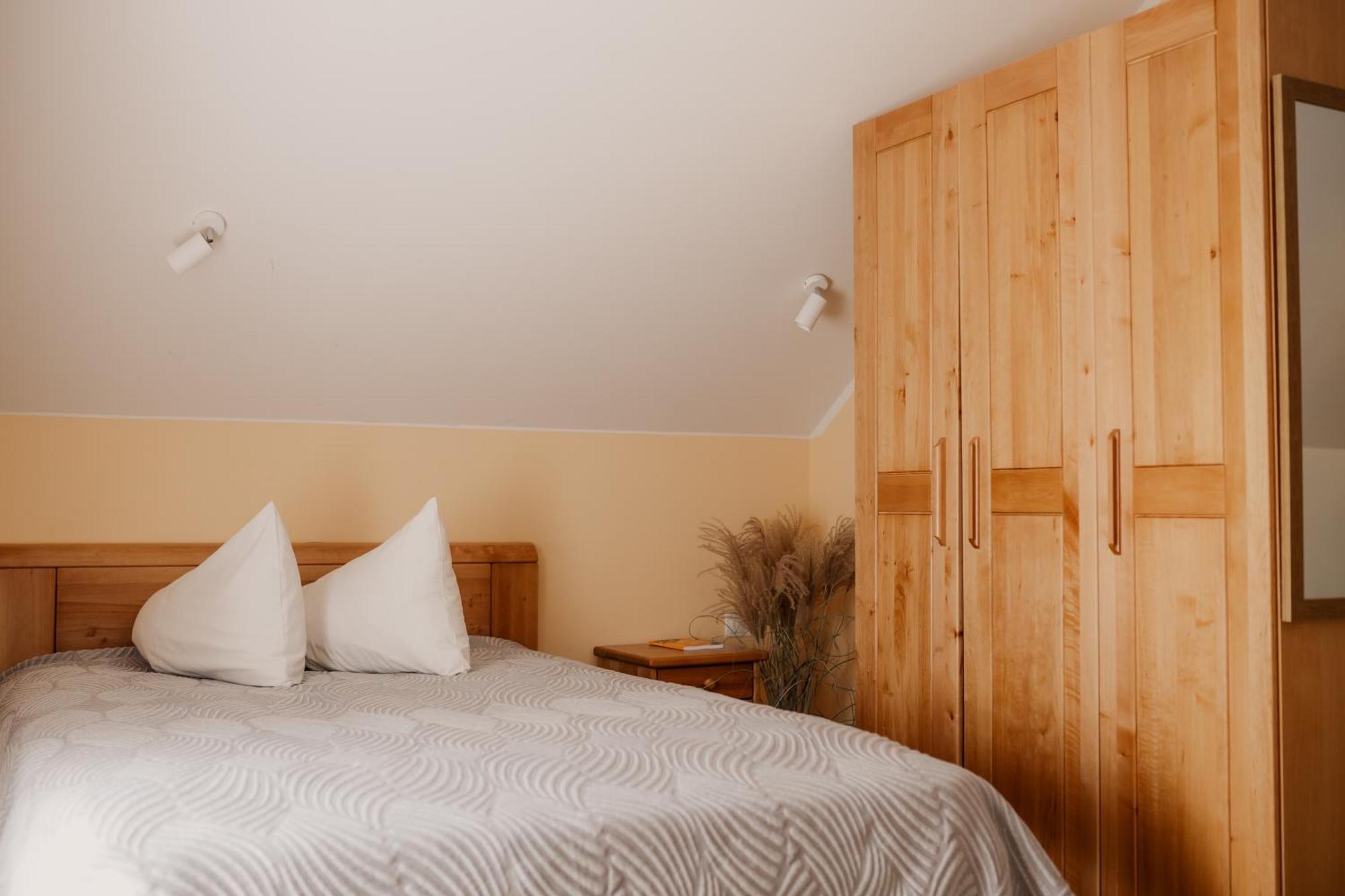 Saules Iela 2A Aparthotel Saldus Cameră foto